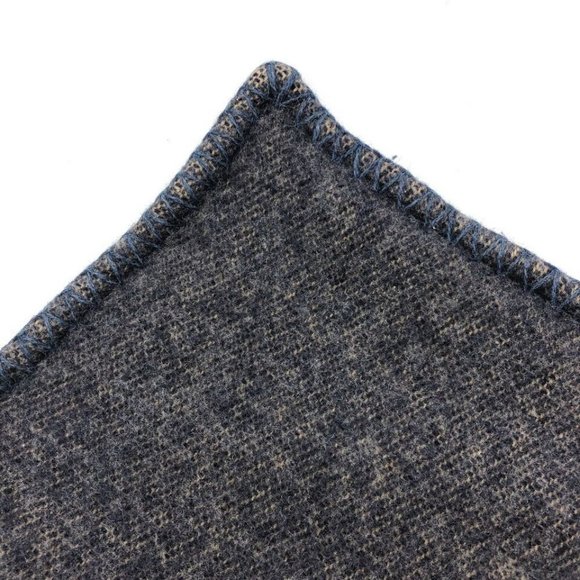 LOUIS VUITTON logo Cushion Cover cushion Wool / Cashmere Navy - Picture 8 of 16